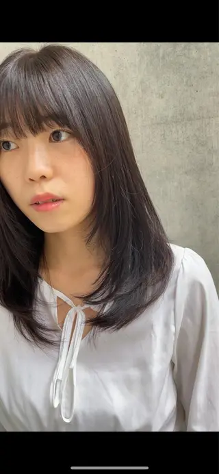 セミロング 似合わせカット 迫留由弥のヘアスタイル