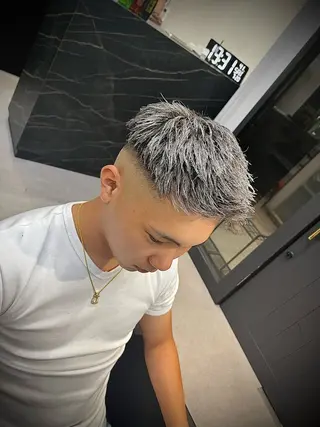 ショート カラー ヘアアレンジ メンズ men'slapis YUTOのヘアスタイル