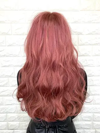 ロング 佐々木 りあのヘアスタイル