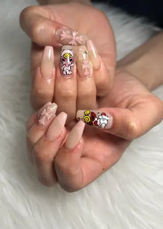 ネイル 藤原 亜里沙のネイルデザイン