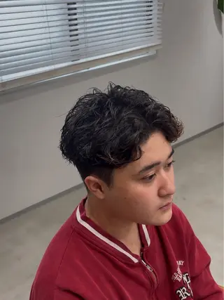 メンズ メンズパーマ 渡辺将功のヘアスタイル
