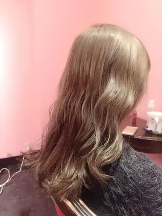 ロング カラー 櫻井 愛弓のヘアスタイル