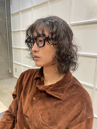 ミディアム カラー パーマ ヘアアレンジ メンズ くびれレイヤー/艶 カラー　MADOKAのヘアスタイル