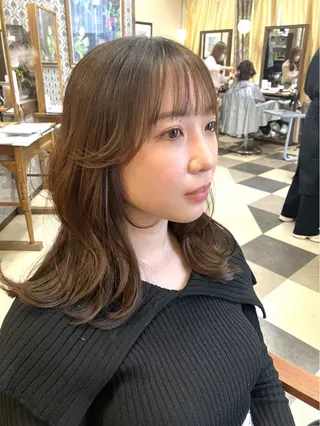 ミディアム 阿部 雲母のヘアスタイル