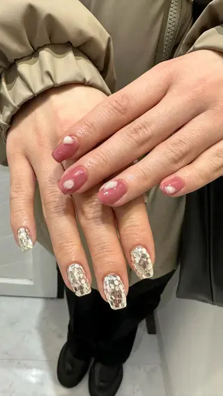 ネイル 個性派ネイル 🌼 ハルカ ♡の眉毛・アイブロウイメージ