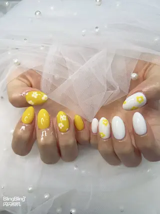 ネイル THUMBS UP NAILのネイルデザイン