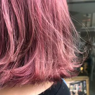 ショート カラー やまさきえりこ ニュアンスパーマのヘアスタイル