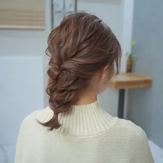 ミディアム ヘアアレンジ 伊藤 玲衣のヘアスタイル