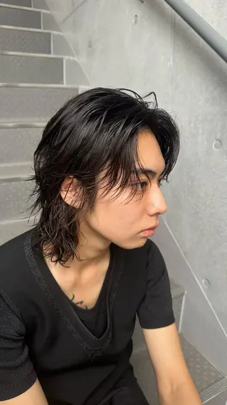 ミディアム パーマ fifth原宿 AiRi🧸のヘアスタイル