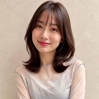 ミディアム ミディアムレイヤー 🧺艶カラー🤎原宿のヘアスタイル