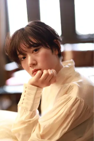 ショート くるくるパーマ aikoのヘアスタイル