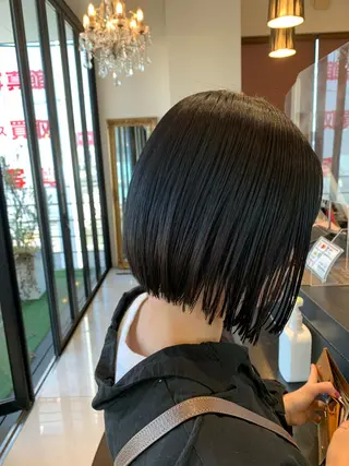 ミディアム タカハシ ヨシヒトのヘアスタイル