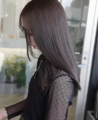 ロング カラー ヘアアレンジ hiide sisiのヘアスタイル
