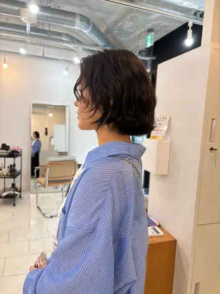 ショート カラー eri kinjoのヘアスタイル