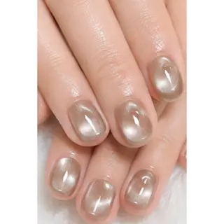 ネイル LAVISH sakiのネイルデザイン