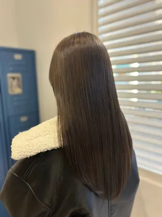 ロング カラー 安部 美里のヘアスタイル