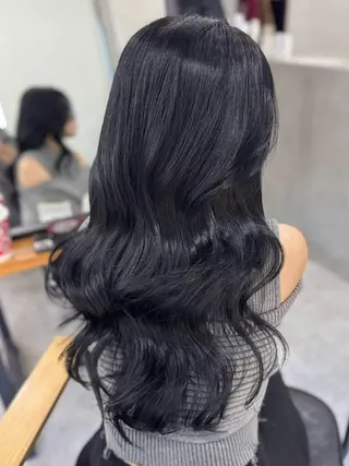 ロング カラー ili 梅田のヘアスタイル