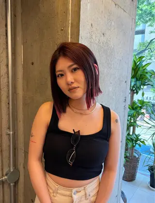 カラー sara ブリーチカラーのヘアスタイル