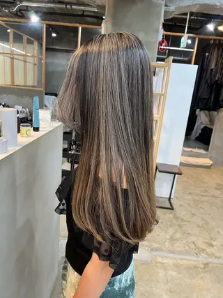 ロング カラー freera 希帆 kihoのヘアスタイル