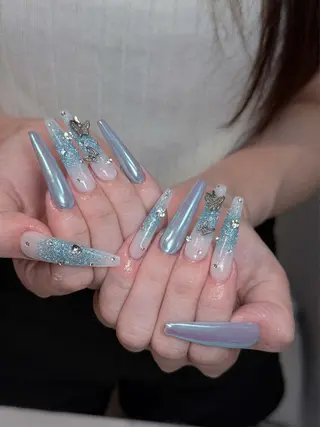 ネイル Eli Muse 新宿ネイルのネイルデザイン