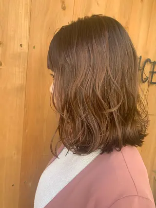 ミディアム カラー yamauchi mikuのヘアスタイル