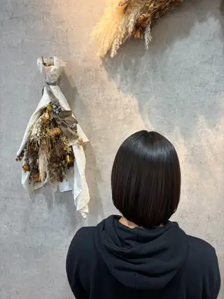 ショート 艶髪/透明感カラー 下山 萌華のヘアスタイル