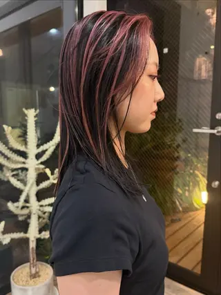 ミディアム イシイ モエカのヘアスタイル