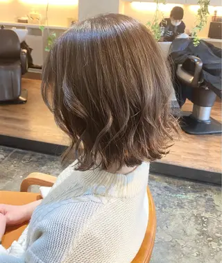 ミディアム カラー ショート 縮毛矯正 レイヤー🌿FUKUのヘアスタイル