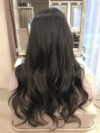 ロング カラー 【透明感、艶髪】西村 有司のヘアスタイル