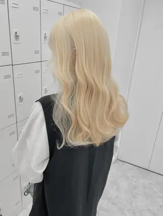 ロング カラー ヘアアレンジ ウルフカット×ハイ トーン職人🤍ゆうひのヘアスタイル