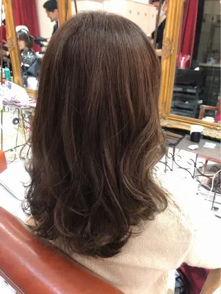 セミロング カラー パーマ ご新規様限定 透明感カラーKANAのヘアスタイル