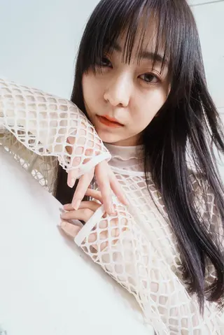 ロング オオネザワ ユカのヘアスタイル