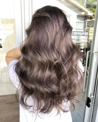 カラー レイヤーカット BLend 渋谷のヘアスタイル