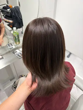 ミディアム 推しカラー オタク美容師 山本のヘアスタイル