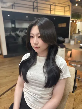 ロング 🤍韓国ヘア/ かえで🤍のヘアスタイル