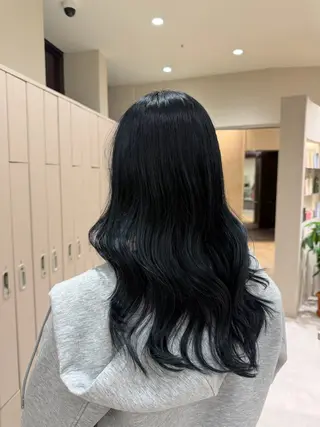 ミディアム Unami/新宿 TSUKIのヘアスタイル