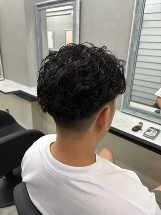 ショート パーマ メンズ ダブルカラー メンズパーマ大成のヘアスタイル