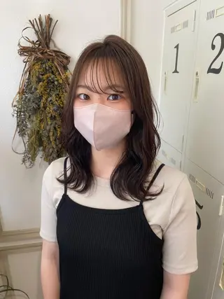 セミロング カラー パーマ ヘアアレンジ キッズ ネイル マツエク・マツパ アイブロウ belta.🌱 安藝夏花🌻のヘアスタイル