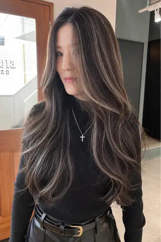ロング カラー 【代表】高山 一真のヘアスタイル