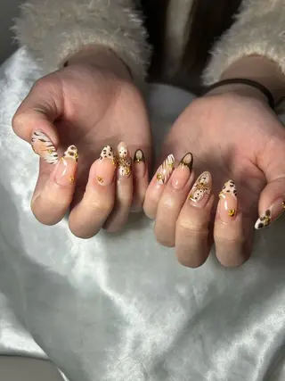 ネイル nailroom sb𓈒𓂂𓏸のネイルデザイン