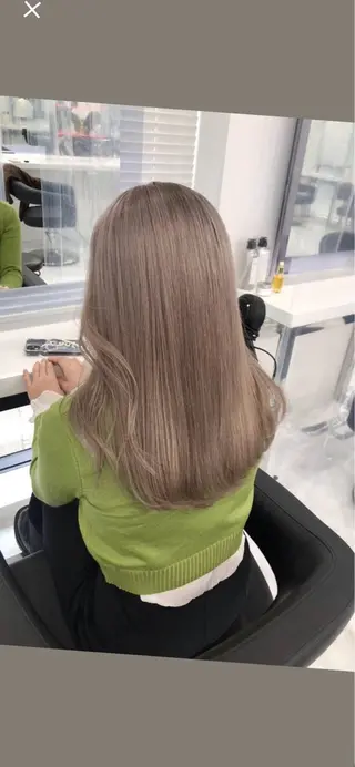 ロング ‎🤍札幌ハイトーン 🤍シンゴのヘアスタイル