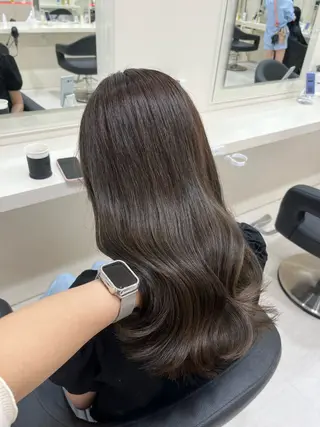 セミロング カラー 💟RINNA 艶カラー💟のヘアスタイル