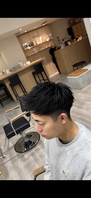 ショート メンズ ツイスパ/フェード /辻諒哉のヘアスタイル