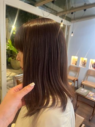 セミロング カラー くいた あやなのヘアスタイル