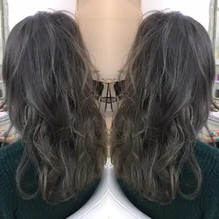 セミロング ロング カラー 髪質改善 中川 翔のヘアスタイル