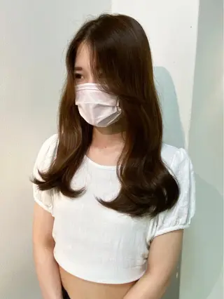 セミロング 'AXIS maiのヘアスタイル