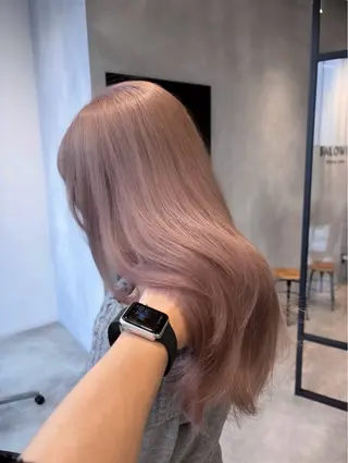 セミロング カラー 柔らかbeige モトキのヘアスタイル