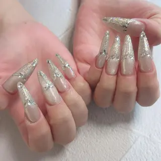 ネイル 🩷Yun nail Salon 本店🩷のネイルデザイン