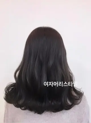ミディアム カラー もりたみかこ 美容師お休み中のヘアスタイル