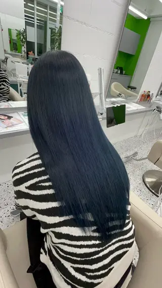 カラー 安藤 亜由樹のヘアスタイル